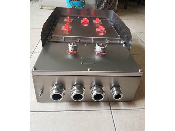 防爆動(dòng)力箱